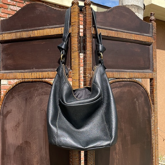 The Sak Black Leather Shoulder Bag - Picture 2 of 8